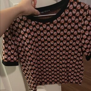 Boxy Black and Pink Short Sleeve T-Shirt with Heart Pattern